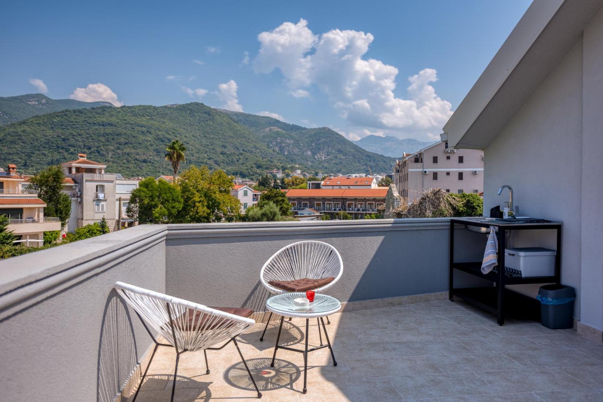 Miro Guesthouse Тиват Стая снимка